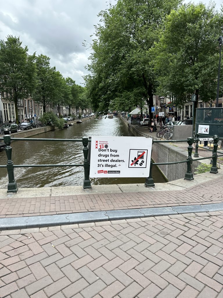 Straßenschild in Amsterdam